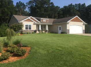 1739 Water Lily Ln, Wayland, MI