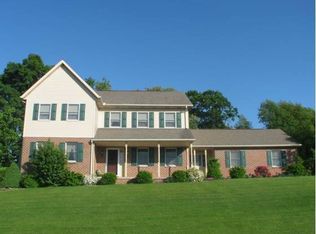 3133 Wheatlyn Rd, York, PA 17402