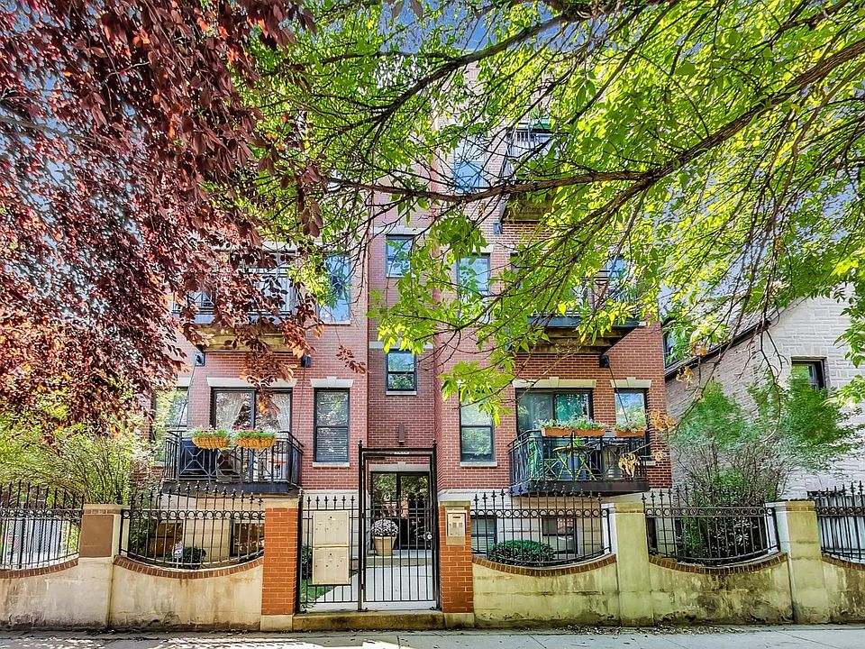 1st image of 1618 N Claremont Ave APT 1S