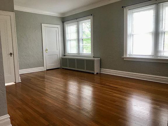 2nd image of 7474 Delmar Blvd Floor 2