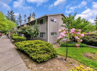 9918 NE 144th Ln APT 403, Kirkland, WA