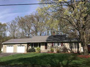 5 Birchwood Dr, Rhinebeck, NY 12572