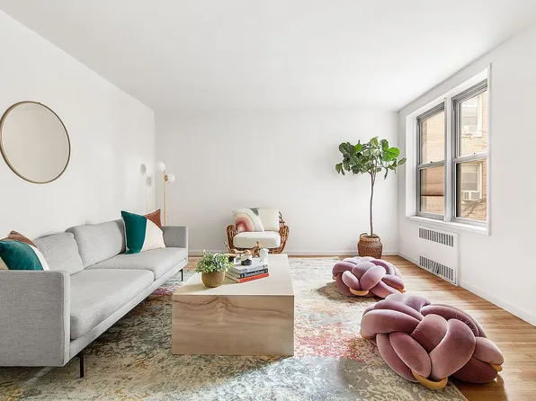 221 McDonald Ave APT 5M, Brooklyn, NY 11218