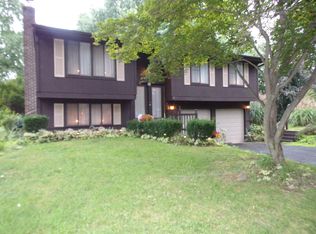 636 Sycamore Dr, Pickerington, OH 43147