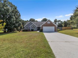 250 Meadow View Dr, Grayson, GA 30017