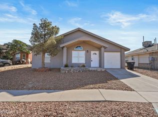 1124 Colina De Oro St, Socorro, TX 79928