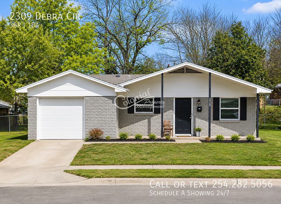 1st image of 2309 Debra Cir