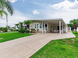 36743 Kiowa Ave, Zephyrhills, FL 33542