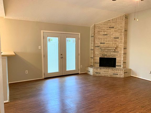 3rd image of 5158 Beaverhollow Dr