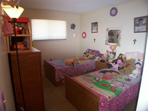 5th image of 2408 S Bon View Ave