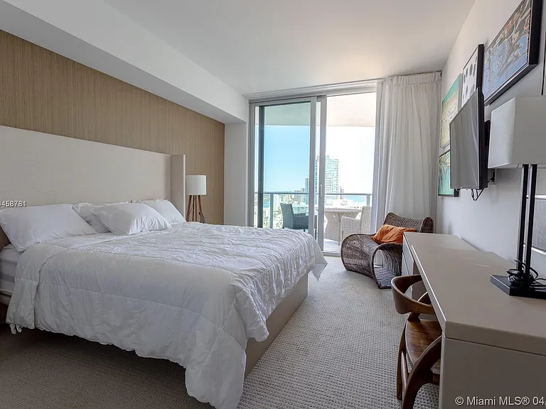 4111 S Ocean Dr #1810 — Photo 21