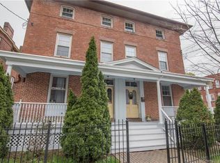 29 Benton St, Hartford, CT 06114