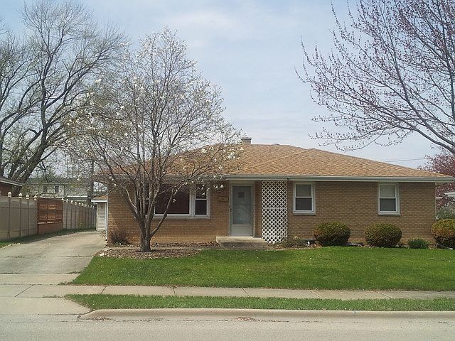 1st image of 1203 N Hosmer St