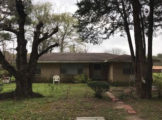 43 Main Ave, Huntsville, TX 77340
