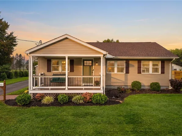 120 Maria Ln, Zelienople, PA 16063