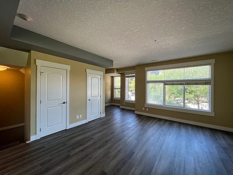 2306 17a St SW #101 — Photo 12
