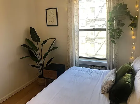 Rented by REAL New York | media 18