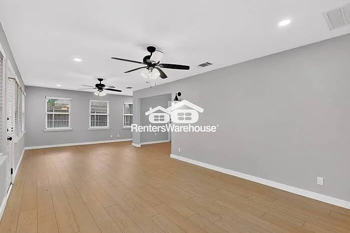 1408 Seely St — Photo 21