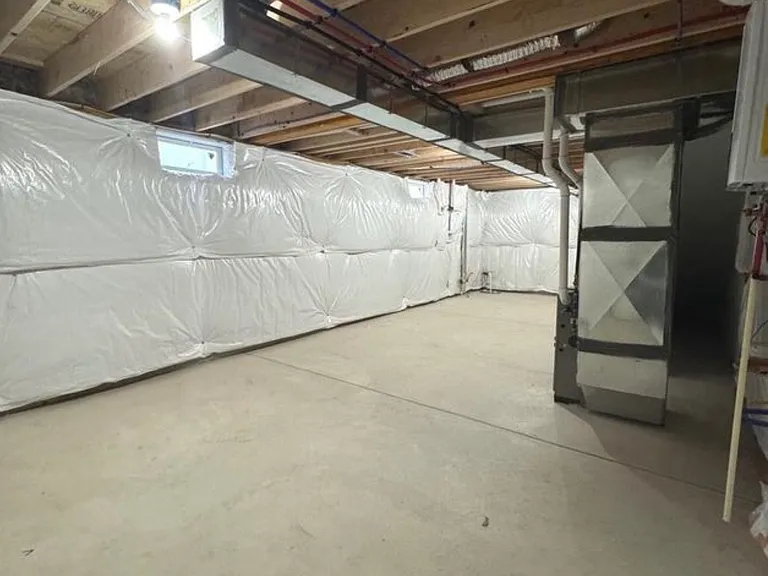 525 Dock St — Photo 18