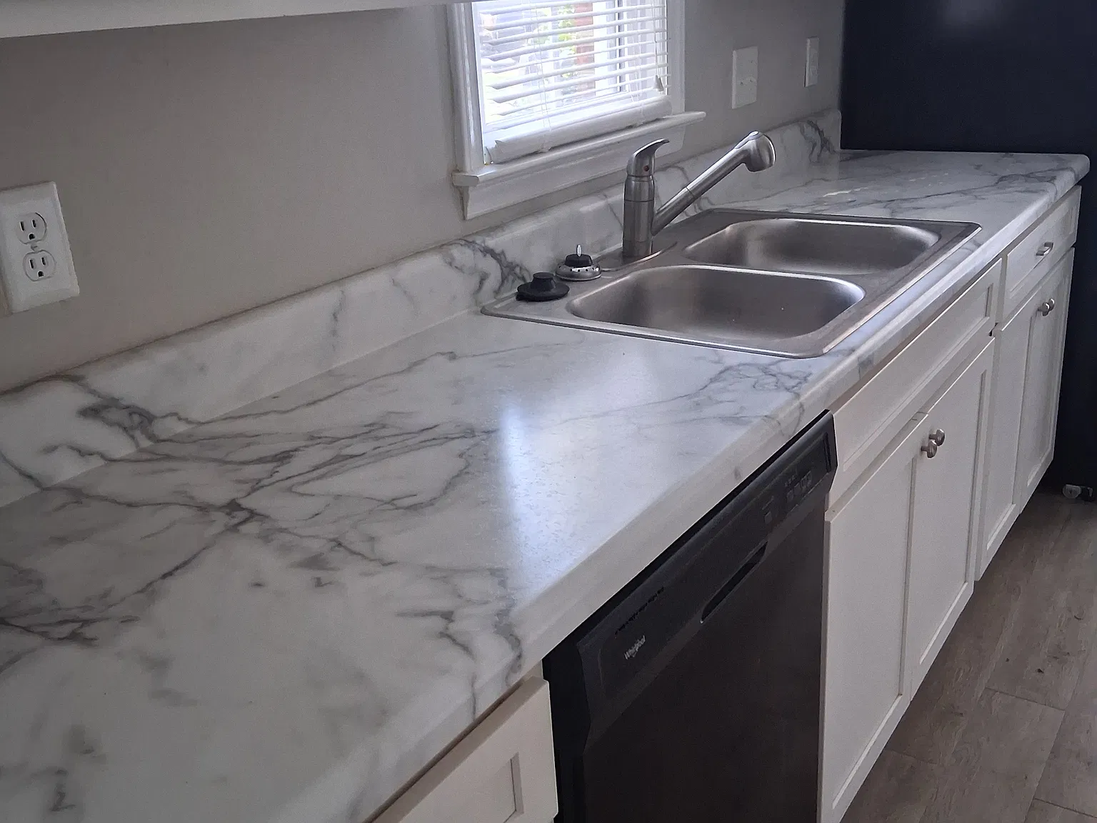 2 bed, 1.5 bath, $1,150 — Photo 2