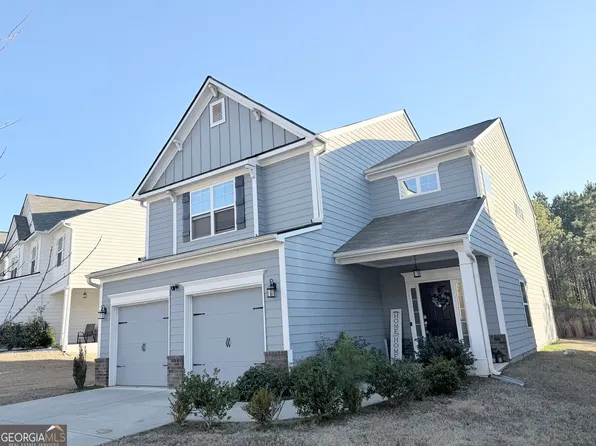 1040 Shadow Glen Dr, Fairburn, GA 30213