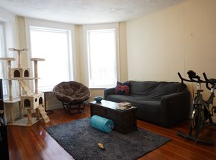 1114 Commonwealth Ave #1M, Allston, MA 02134