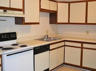 138 Clover Valley Cir, Blacksburg, VA 24060