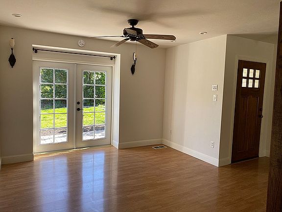 Great Room Sunny Sitting