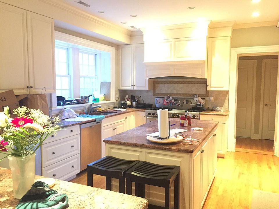 1st image of 1828 Spruce St #1W