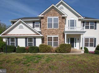 1106 Great Oaks Ln, Fredericksburg, VA 22401