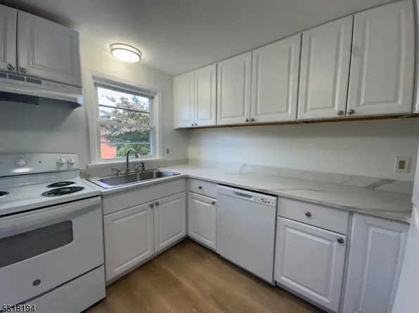 69 Foss Ave Unit A, Hampton, NJ 08827