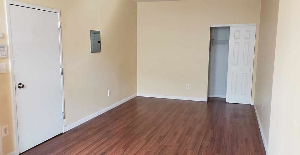 2nd image of 749 Nostrand Ave #2F