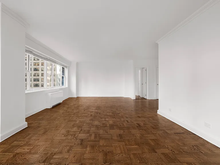 215 E 68th St #11S — Photo 3