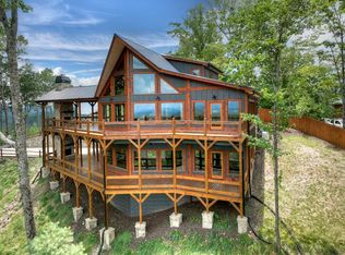 470 S Skylight Dr, Blue Ridge, GA 30515