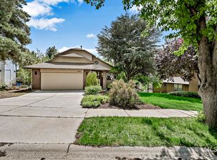 2005 E Danmor Dr, Boise, ID 83712