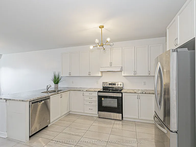 194 Paradelle Dr — Photo 15