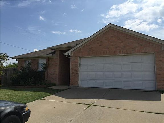 3rd image of 5701 Creekridge Dr