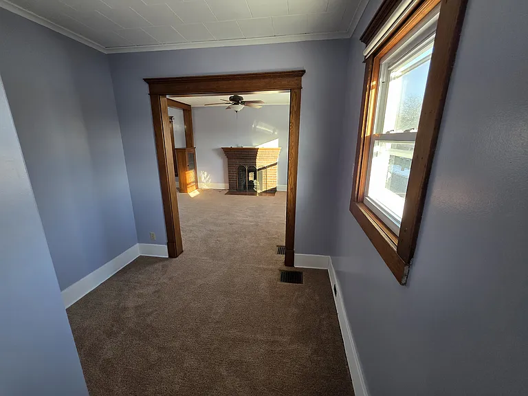 94 Parkwood Ave #2 — Photo 3