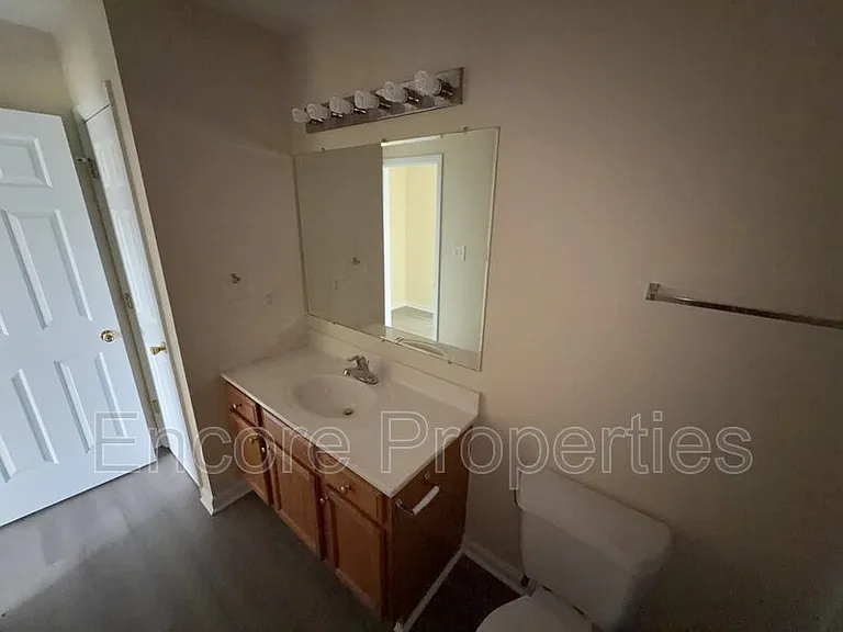 444 Anna St — Photo 14