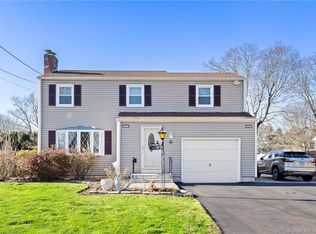 51 Cheney Ln, East Hartford, CT 06118