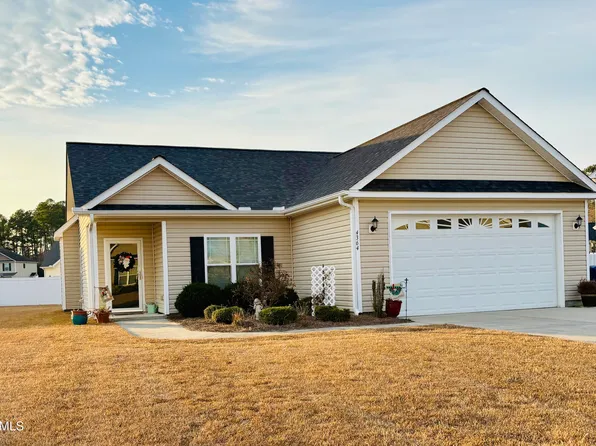 4364 Bristlecone Dr, Ayden, NC 28513