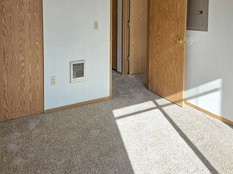 3605-3625 Belle Vista Ct S — Photo 8