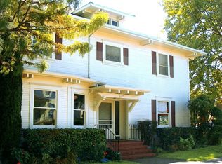 215 Prospect St, Petaluma, CA 94952