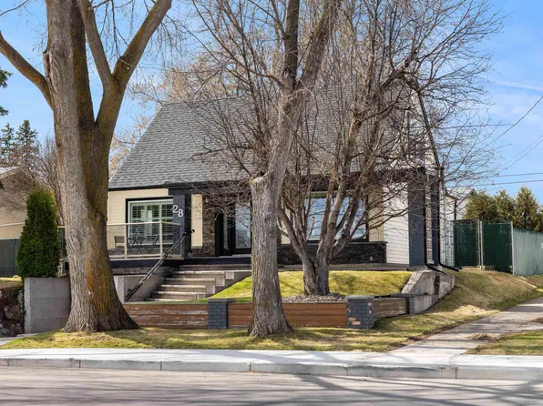 28 Mount Royal Dr, Saint Albert, AB T8N 1J4