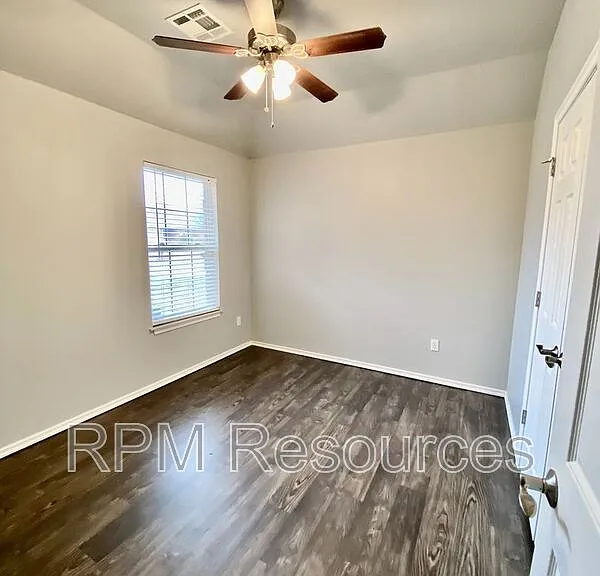 3708 New London Ave — Photo 18