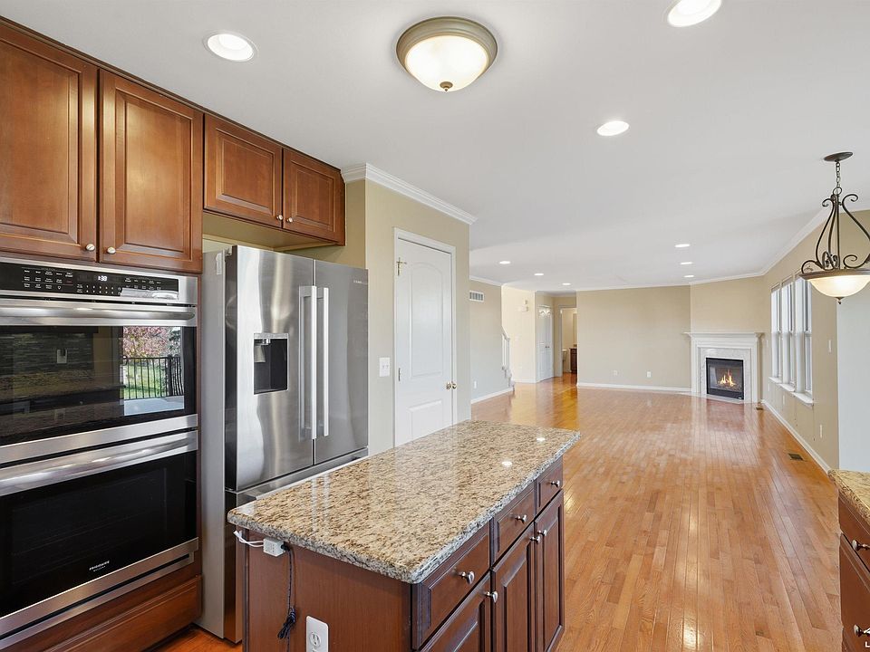 41668 Steinbeck Gln, photo 11
