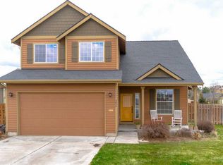 3096 SW Obsidian Ln, Redmond, OR 97756