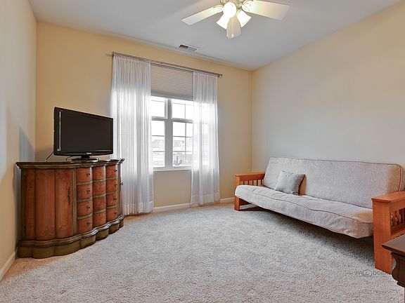 5th image of 3480 Melody St