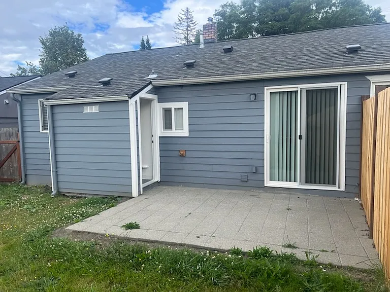 1727 Anderson St #1727 — Photo 13