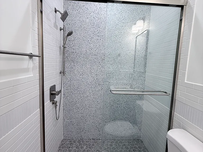 714 Grand St #3 — Photo 10